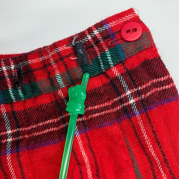 Vintage 80’s Wool Skirt Red and Green Pleated Skirt from Jeremy Scott - Picture 5 of 11